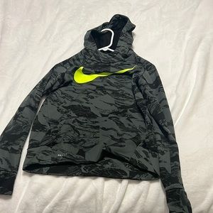 Dri-fit hoodie printed black and green